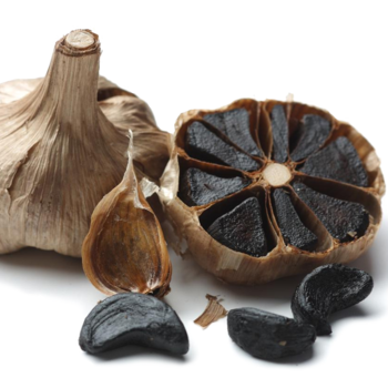 Черный ферментированный чеснок
